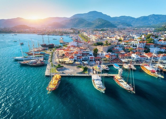 Marmaris’te Lüks Motoryat Keyfi: Almila Yacht ile Unutulmaz Bir Deneyim